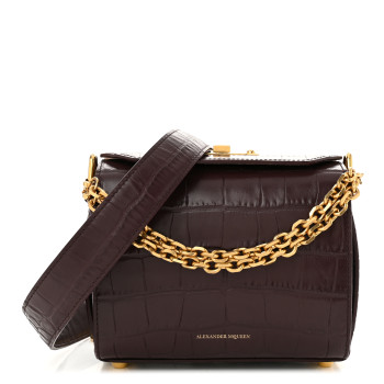 ALEXANDER MCQUEEN Calfskin Crocodile Embossed Box Shoulder Bag 19 Velvet Red ALEXANDER MCQUEEN Calfskin Crocodile Embossed Box Shoulder Bag 19 Velvet Red