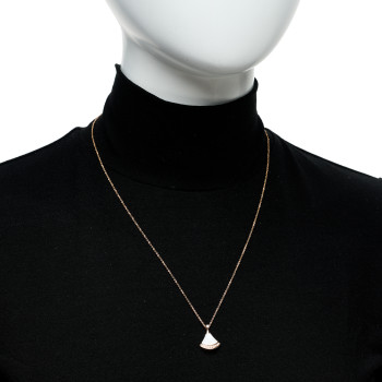 BULGARI 18K Rose Gold Diamond Mother of Pearl Divas' Dream Pave Pendant Necklace BULGARI 18K Rose Gold Diamond Mother of Pearl Divas' Dream Pave Pendant Necklace