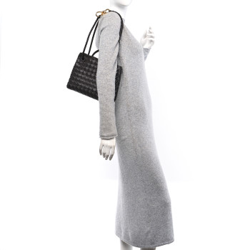 BOTTEGA VENETA Nappa Intrecciato Small Andiamo Shoulder Bag Fondant BOTTEGA VENETA Nappa Intrecciato Small Andiamo Shoulder Bag Fondant