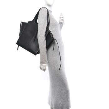 CELINE Supple Natural Calfskin Vertical Tri-Fold Bag Black CELINE Supple Natural Calfskin Vertical Tri-Fold Bag Black