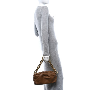 BOTTEGA VENETA Calfskin The Pouch Chain Teak BOTTEGA VENETA Calfskin The Pouch Chain Teak