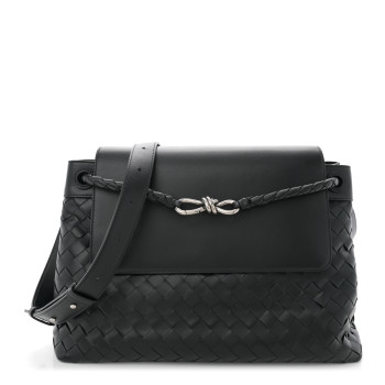 BOTTEGA VENETA Calfskin Intrecciato Medium Andiamo Messenger Bag Black BOTTEGA VENETA Calfskin Intrecciato Medium Andiamo Messenger Bag Black