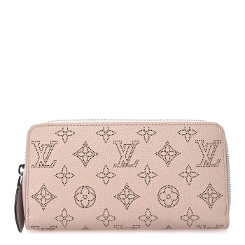 LOUIS VUITTON Mahina Zippy Wallet Magnolia LOUIS VUITTON Mahina Zippy Wallet Magnolia
