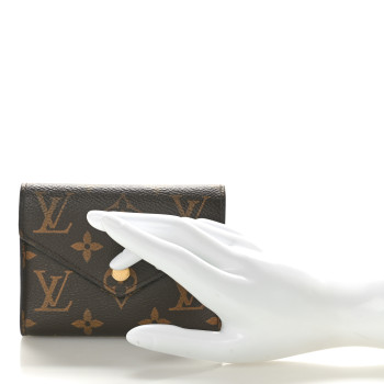 LOUIS VUITTON Monogram Victorine Wallet LOUIS VUITTON Monogram Victorine Wallet