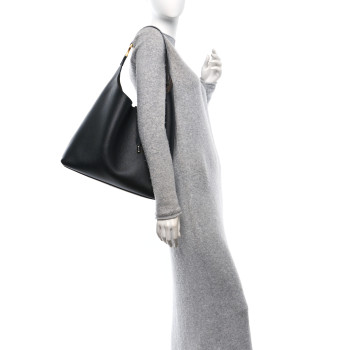 CHLOE Grained Calfskin Marcie Hobo Bag Black CHLOE Grained Calfskin Marcie Hobo Bag Black