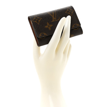 LOUIS VUITTON Monogram 6 Key Multicles Holder LOUIS VUITTON Monogram 6 Key Multicles Holder