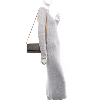 LOUIS VUITTON Monogram Pochette Twin GM LOUIS VUITTON Monogram Pochette Twin GM