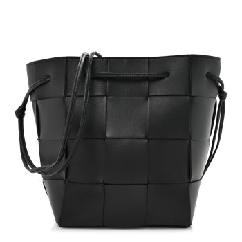 BOTTEGA VENETA Nappa Maxi Intrecciato Cassette Bucket Bag Black BOTTEGA VENETA Nappa Maxi Intrecciato Cassette Bucket Bag Black