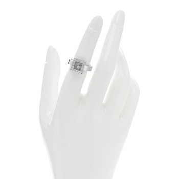 CHOPARD 18K White Gold Diamond Happy Diamond Square Pave Ring 53 6.25 CHOPARD 18K White Gold Diamond Happy Diamond Square Pave Ring 53 6.25