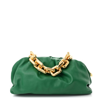 BOTTEGA VENETA Calfskin The Pouch Chain Racing Green BOTTEGA VENETA Calfskin The Pouch Chain Racing Green