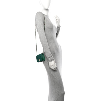 CHANEL Lambskin Crystal Diamante Clutch With Chain Green CHANEL Lambskin Crystal Diamante Clutch With Chain Green