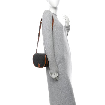 CELINE Triomphe Canvas Medium Folco Bag Tan CELINE Triomphe Canvas Medium Folco Bag Tan