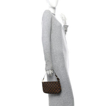 LOUIS VUITTON Damier Ebene Pochette Accessories LOUIS VUITTON Damier Ebene Pochette Accessories
