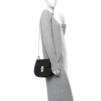 CHLOE Grained Lambskin Drew Shoulder Bag Black CHLOE Grained Lambskin Drew Shoulder Bag Black