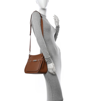 HERMES Taurillon Clemence Jypsiere 28 Gold HERMES Taurillon Clemence Jypsiere 28 Gold