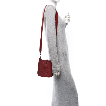 HERMES Taurillon Clemence Evelyne TPM Rouge H HERMES Taurillon Clemence Evelyne TPM Rouge H