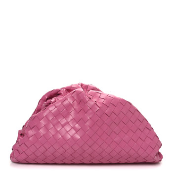 BOTTEGA VENETA Nappa Maxi Intrecciato The Pouch Oversized Clutch Pink BOTTEGA VENETA Nappa Maxi Intrecciato The Pouch Oversized Clutch Pink