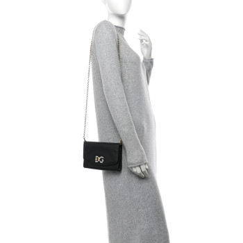 DOLCE & GABBANA Dauphine Crystal Wallet On Chain Black DOLCE & GABBANA Dauphine Crystal Wallet On Chain Black