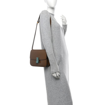 CELINE Smooth Calfskin Medium Classic Box Flap Bag Camel CELINE Smooth Calfskin Medium Classic Box Flap Bag Camel