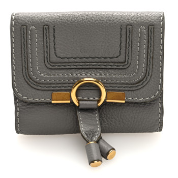 CHLOE Grained Calfskin Marcie Square Wallet Cashmere Grey CHLOE Grained Calfskin Marcie Square Wallet Cashmere Grey