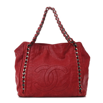 CHANEL Calfskin Modern Chain Tote Red CHANEL Calfskin Modern Chain Tote Red
