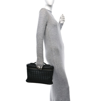 BOTTEGA VENETA Calfskin Intrecciato Document Holder Black BOTTEGA VENETA Calfskin Intrecciato Document Holder Black