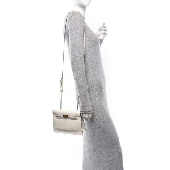 HERMES Evercolor Verso Kelly Danse II Belt Bag White Kraft HERMES Evercolor Verso Kelly Danse II Belt Bag White Kraft