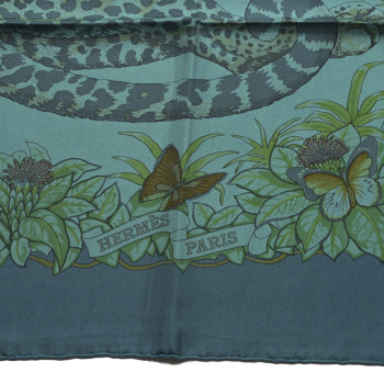 HERMES Silk Dip Dye Jungle Love Scarf 90 Menthol Canard Ocre HERMES Silk Dip Dye Jungle Love Scarf 90 Menthol Canard Ocre