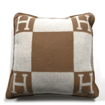 HERMES Wool Cashmere Avalon Pillow PM Ecru Camel HERMES Wool Cashmere Avalon Pillow PM Ecru Camel
